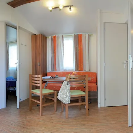 Camping La Linotte Campsite Le Bugue
