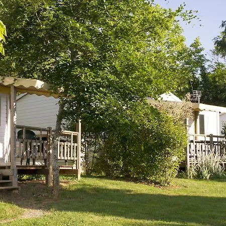 Campsite Camping La Linotte