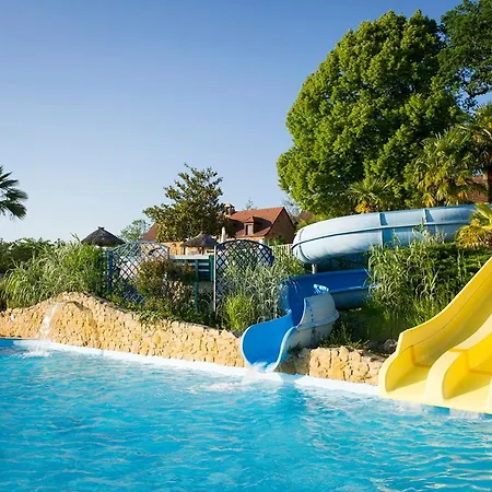 Camping La Linotte Campsite Le Bugue